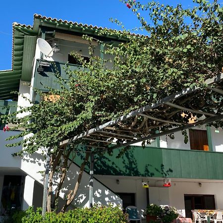 Hotel Pansion Vasso Áyios Nikítas Exterior foto